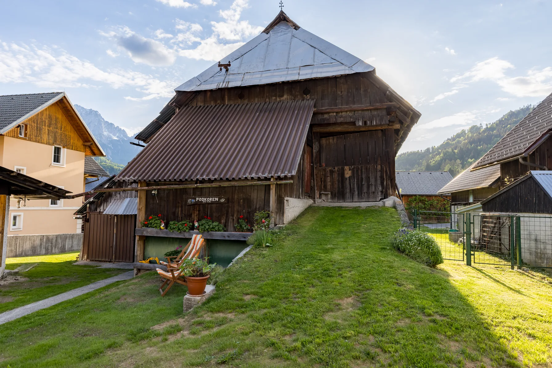 Alpine House 77 exterior |holiday chalet in Podkoren village